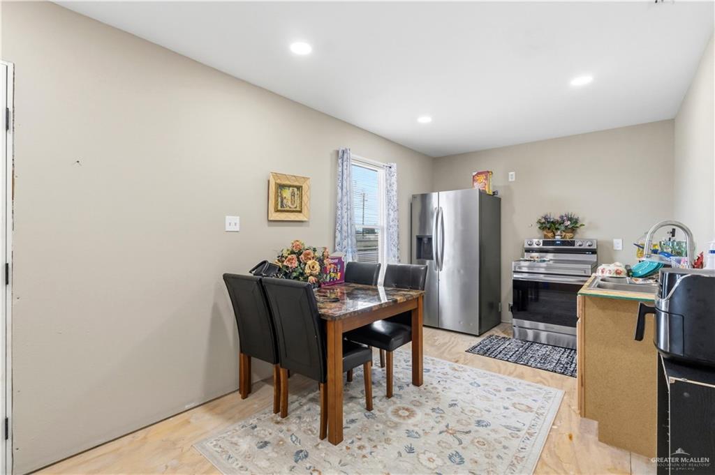 Photo 5 of 4187 Mansion Street