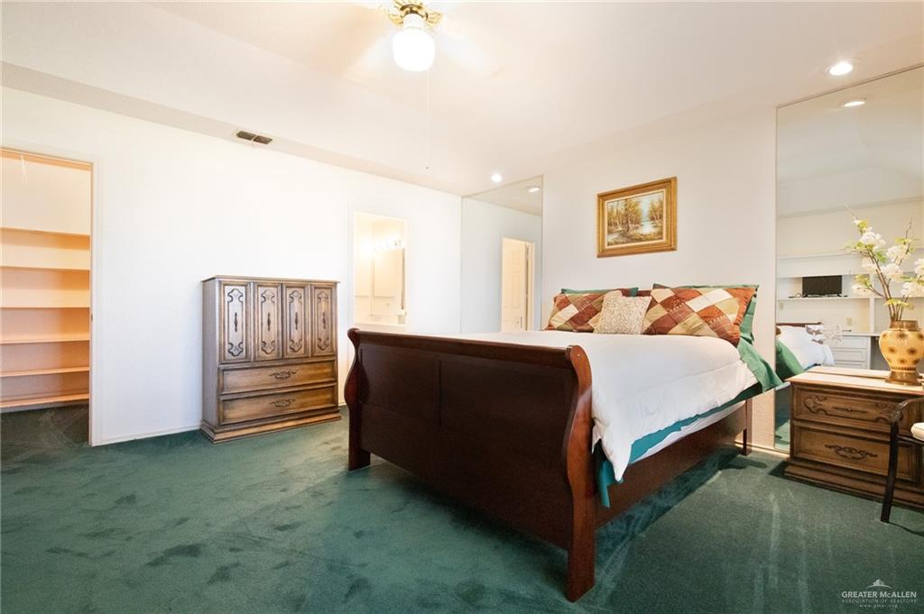 Photo 15 of 2725 Ashley Court