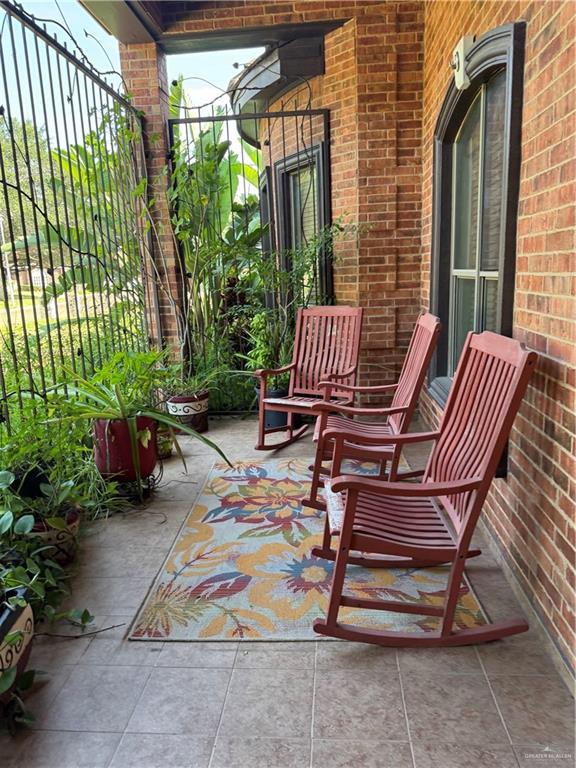 Photo 5 of 500 Woodland Drive