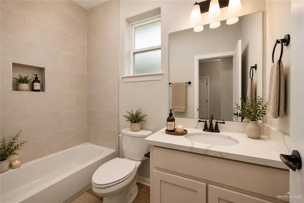 Photo 13 of 1403 Sonador Drive