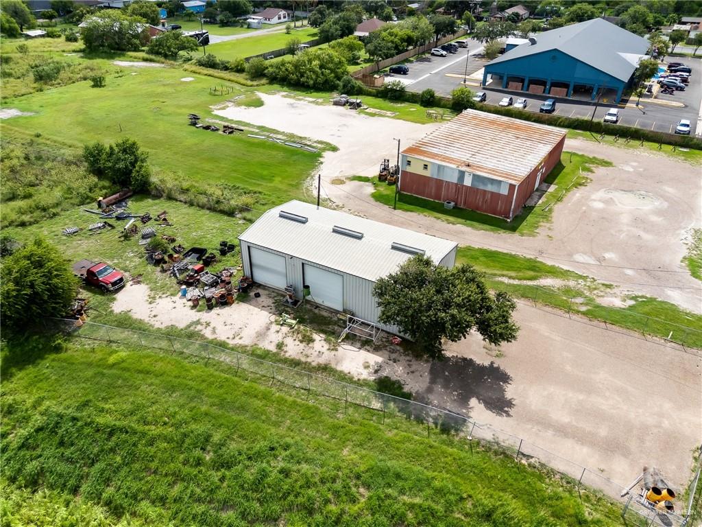Photo 4 of 2926 Frontage Road