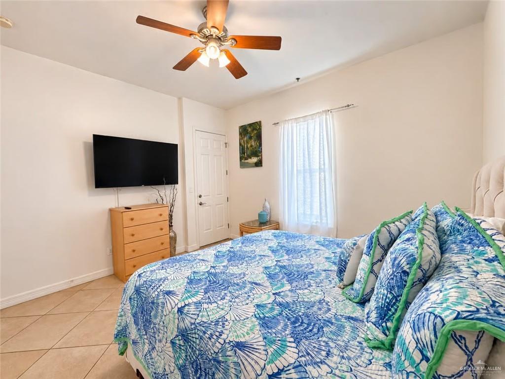 Photo 8 of 114 Swordfish Street #5