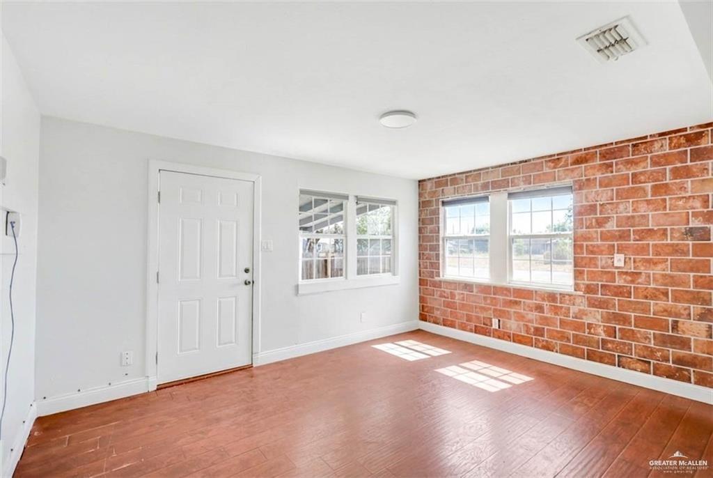 Photo 5 of 417 Cooper Street