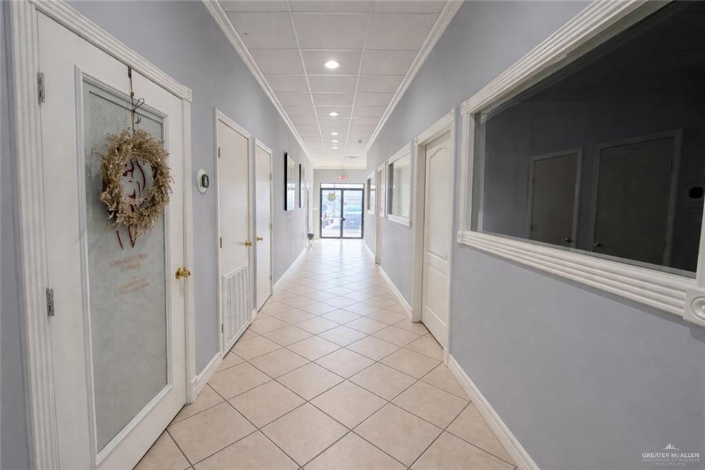 Photo 3 of 3509 University Drive #D