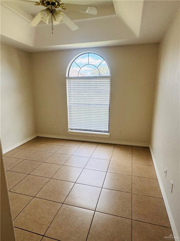 Photo 8 of 3413 Hibiscus Avenue