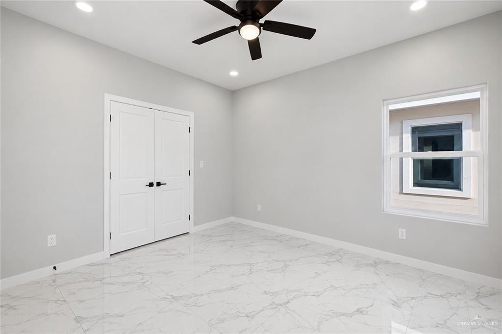 Photo 4 of 1025 Woodson Avenue #4