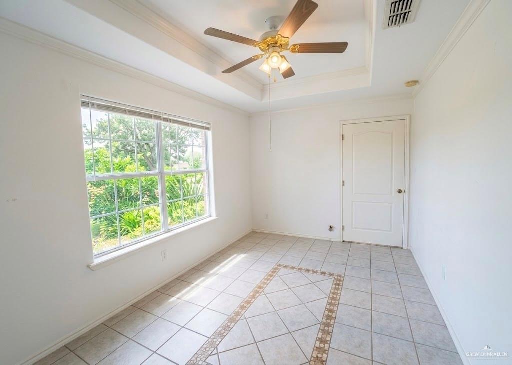 Photo 4 of 27551 Solis Road