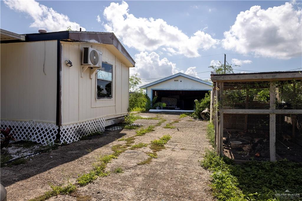 Photo 3 of 808 Park Road
