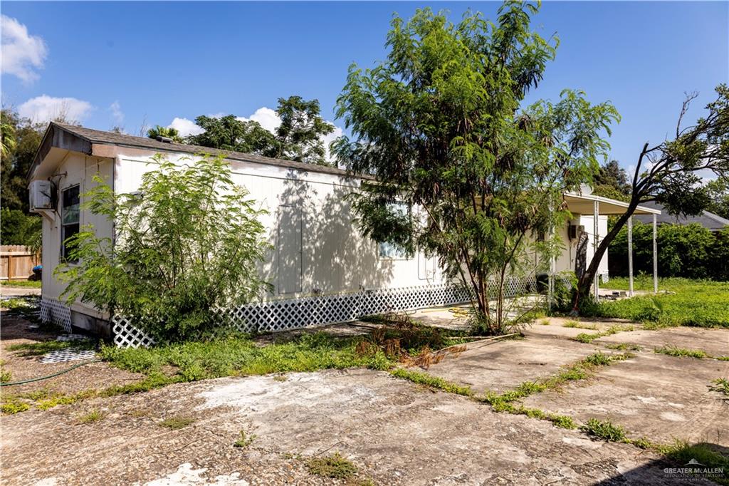 Photo 6 of 808 Park Road