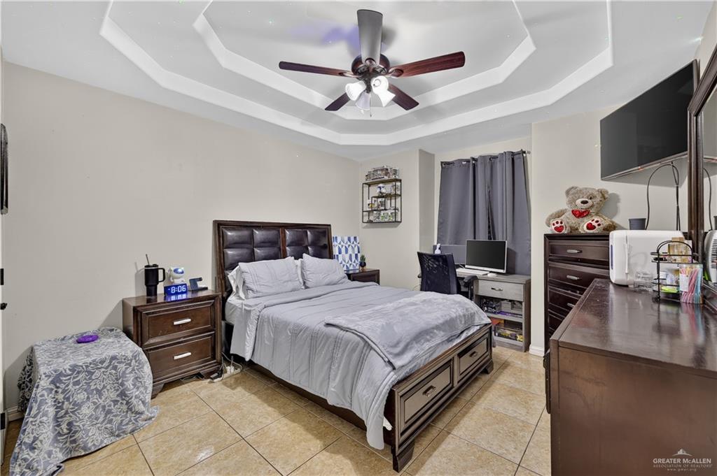 Photo 12 of 504 Drennan Street