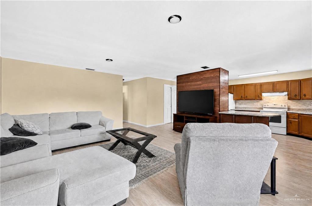 Photo 11 of 700 Fern Avenue #19