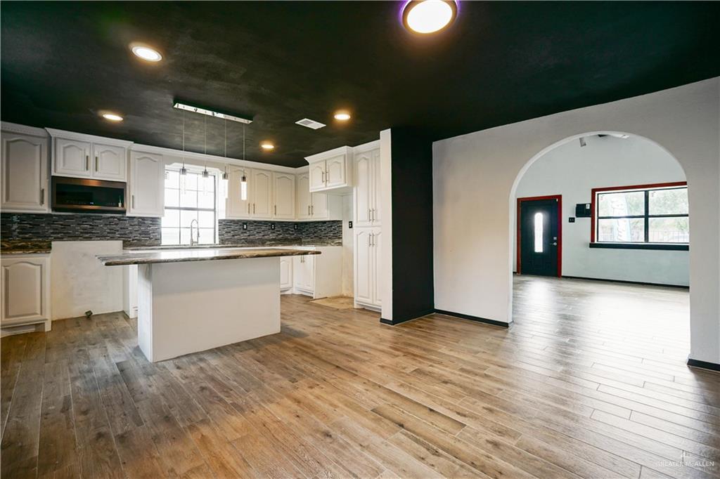 Photo 3 of 3903 Lopez Drive
