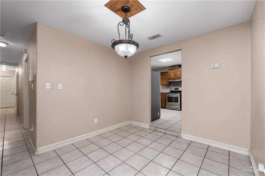 Photo 4 of 348 San Luis Drive