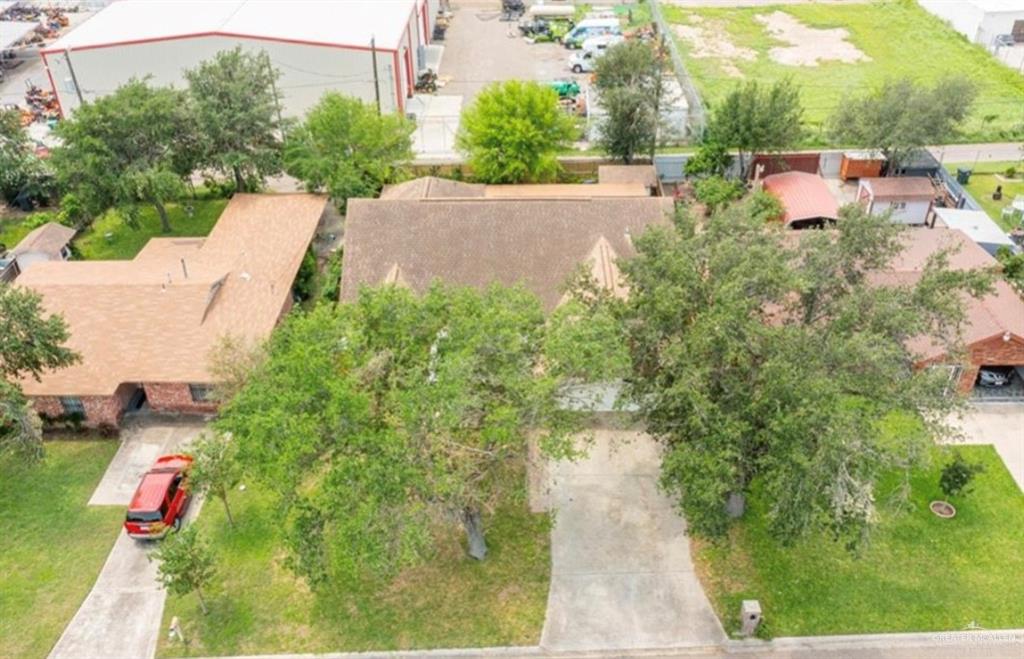 Photo 20 of 920 Greenlawn Street