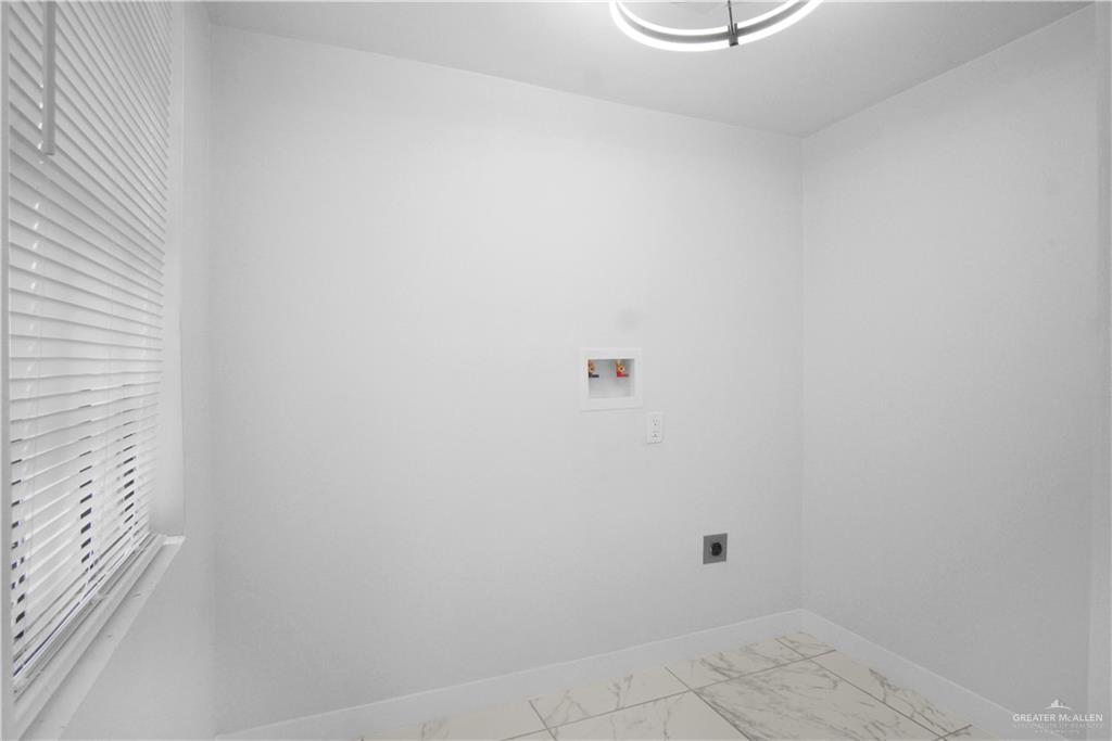 Photo 10 of 2815 Tierra Dorada Boulevard