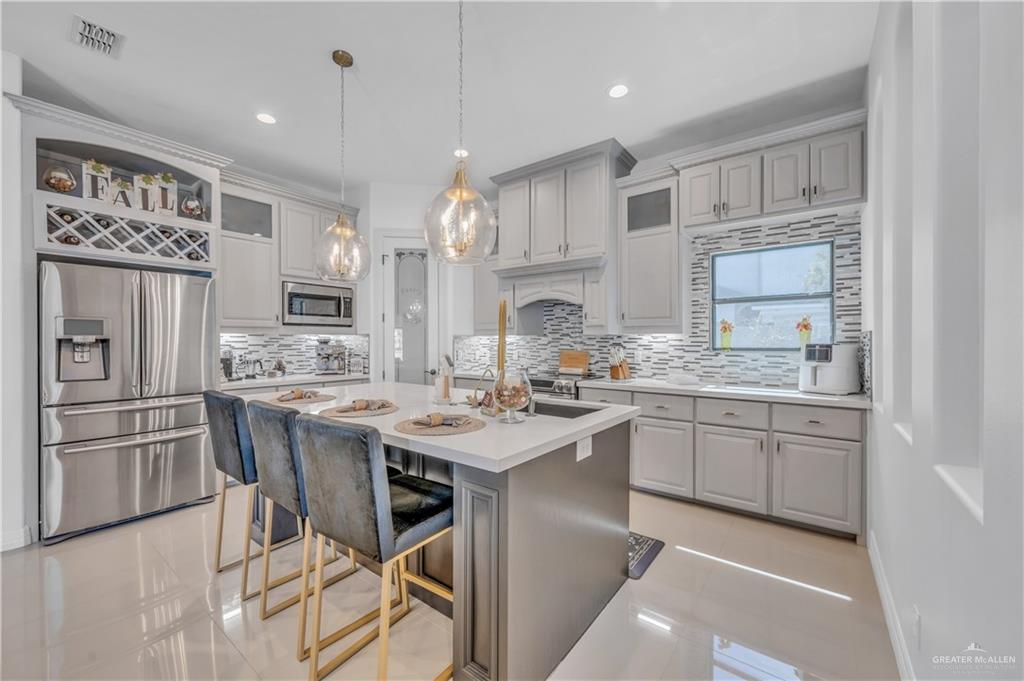 Photo 6 of 10717 28th Street