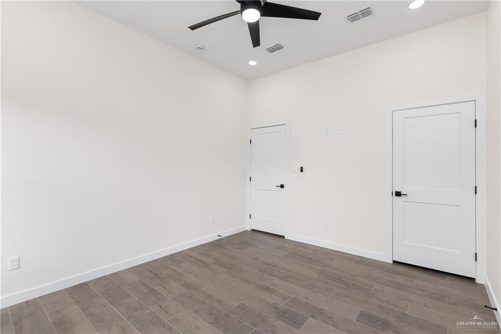 Photo 13 of 719 25th Street
