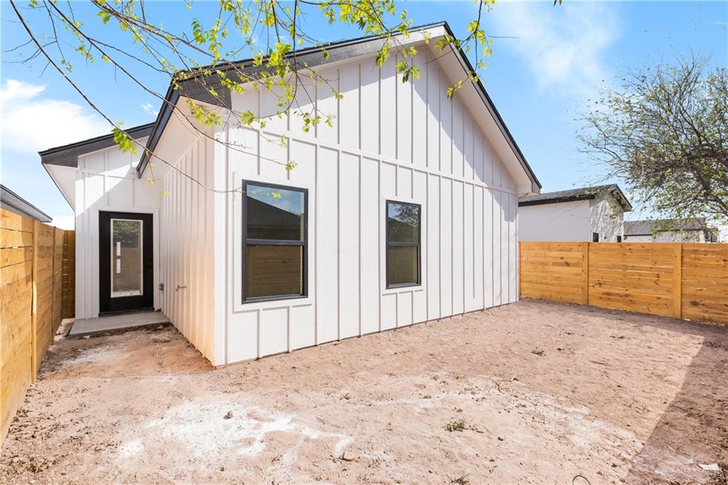 Photo 17 of 719 25th Street