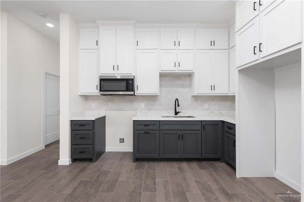 Photo 8 of 719 25th Street