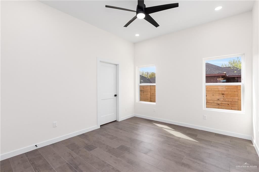 Photo 9 of 719 25th Street