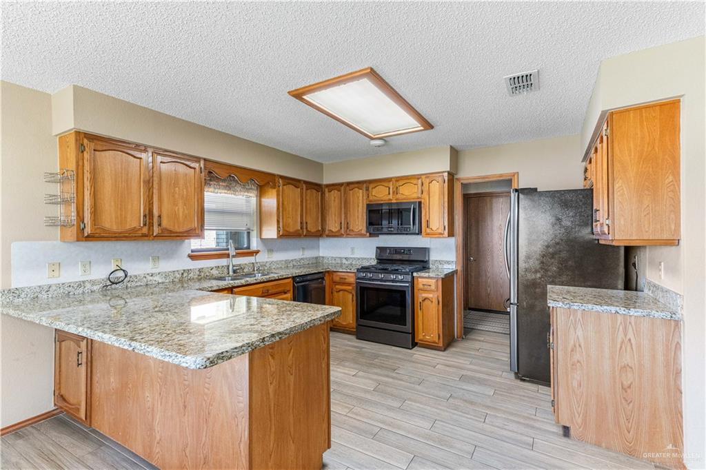 Photo 7 of 7415 Golf Drive