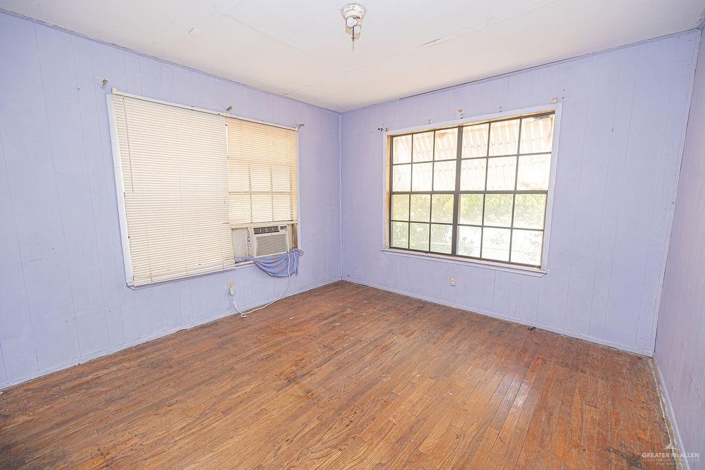 Photo 15 of 1901 Teege Avenue