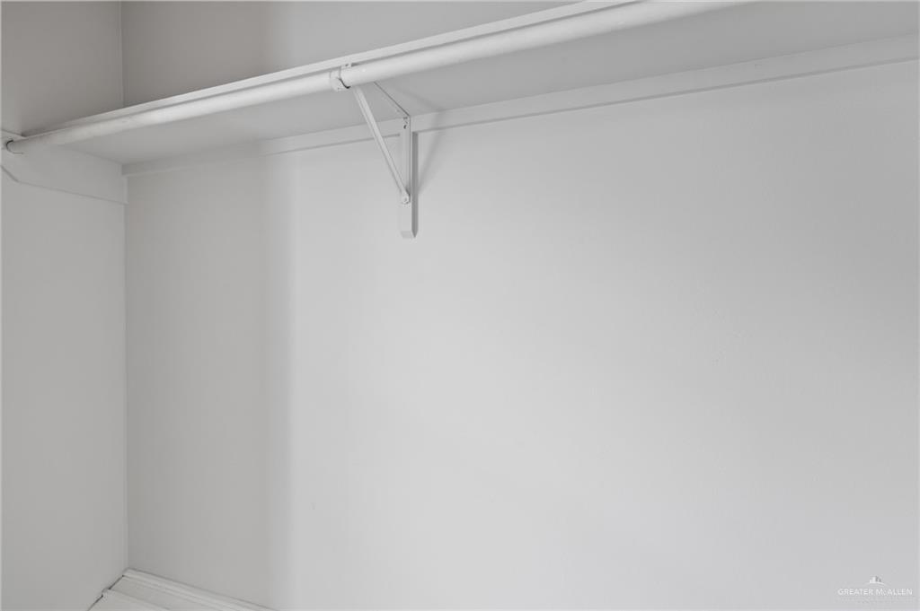 Photo 7 of 402 Date Palm Street