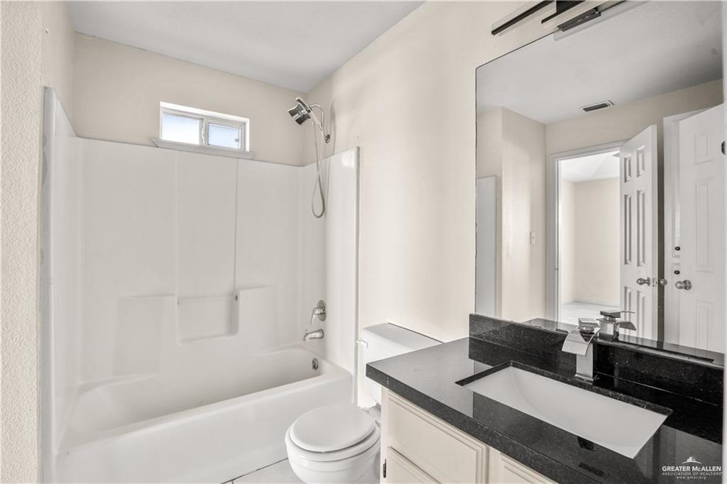 Photo 9 of 1802 Oasis Avenue #207