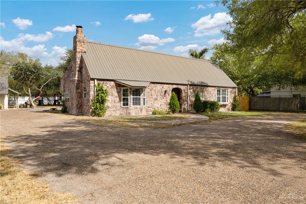 Photo 1 of 100 Parker Road, La Feria