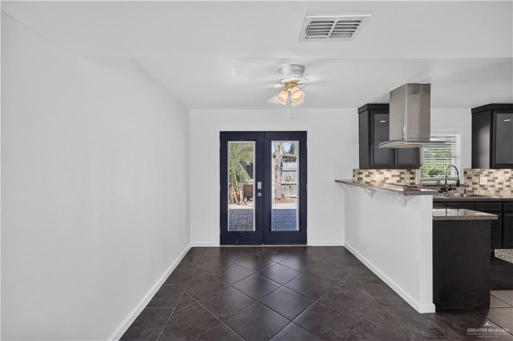 Photo 5 of 1201 8th Street