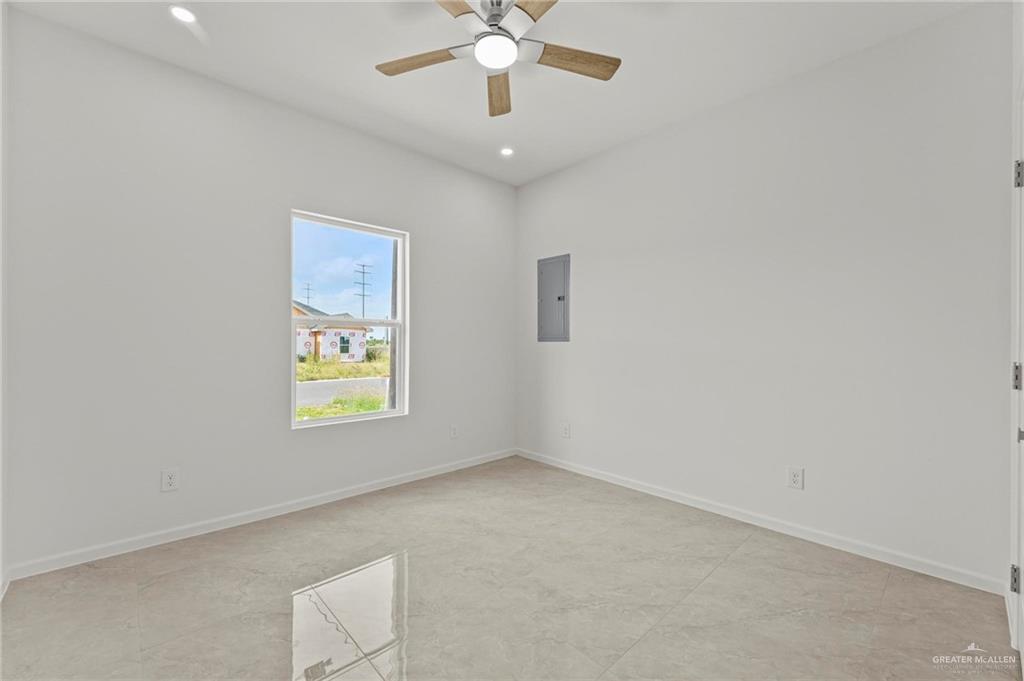 Photo 14 of 227 Valencia Drive