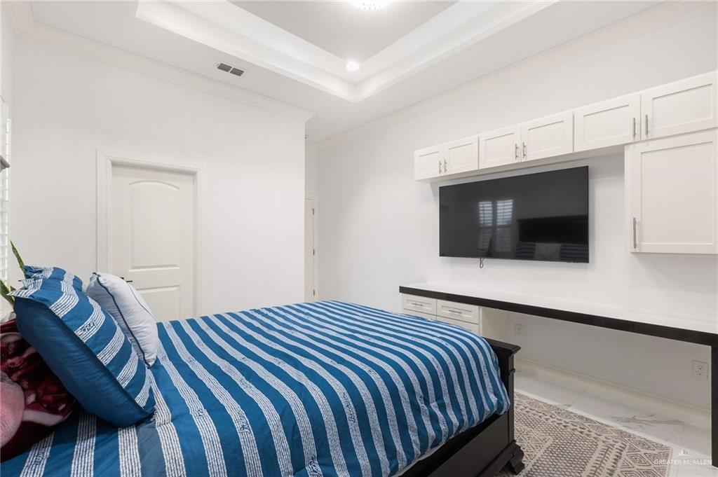 Photo 21 of 707 Helen Street