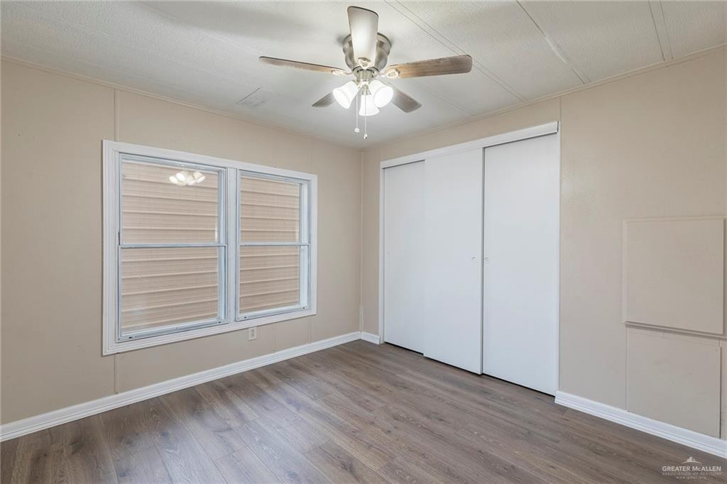 Photo 15 of 2027 Kelly Street