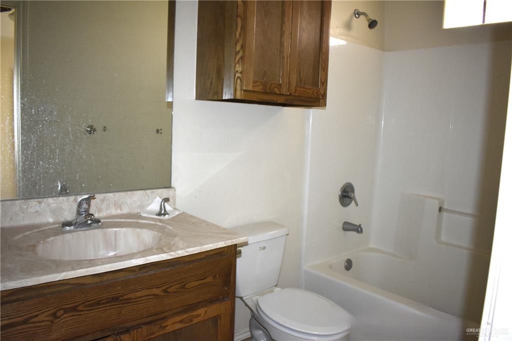 Photo 24 of 307 Albatross Avenue