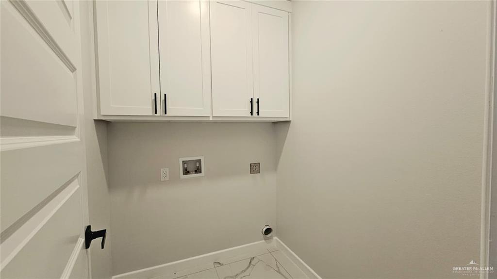 Photo 13 of 2709 Stablewood Lane