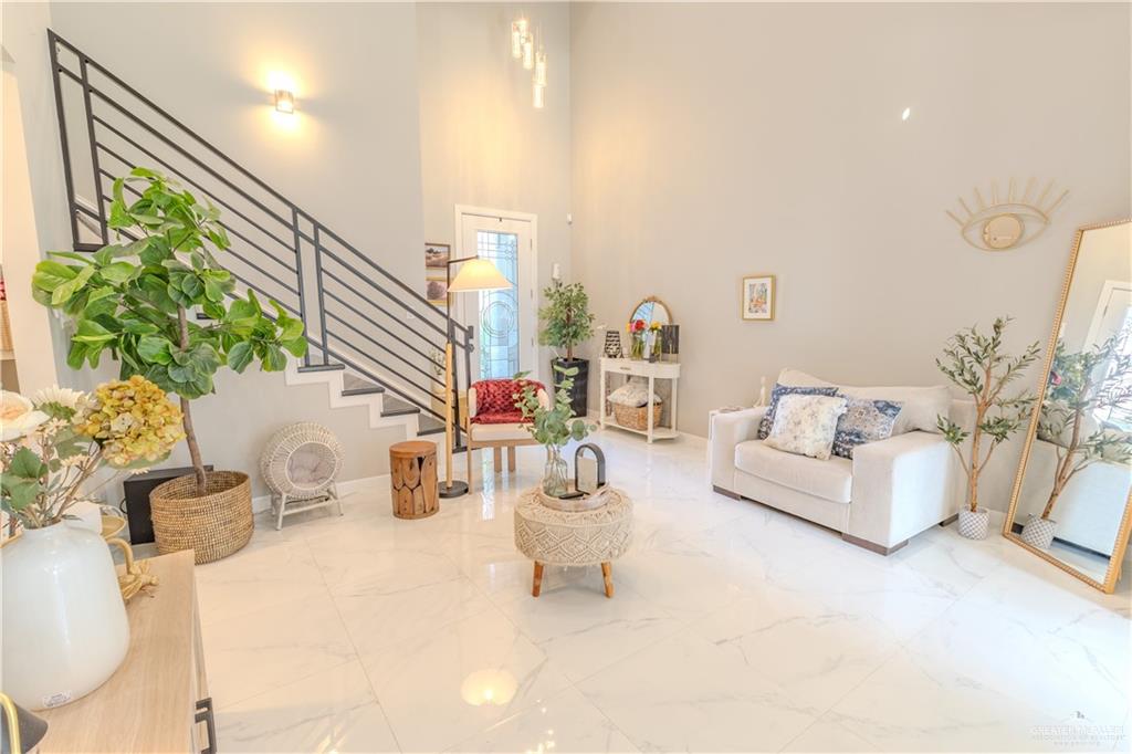 Photo 7 of 2306 Corales Street