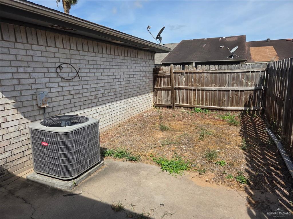 Photo 9 of 2704 Ashley Court