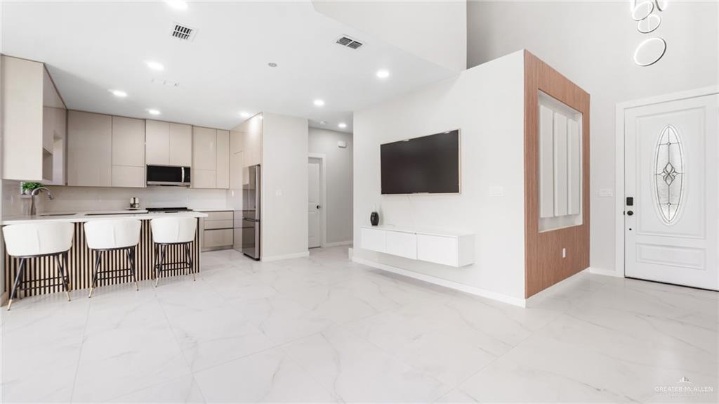 Photo 6 of 2209 Corales Street