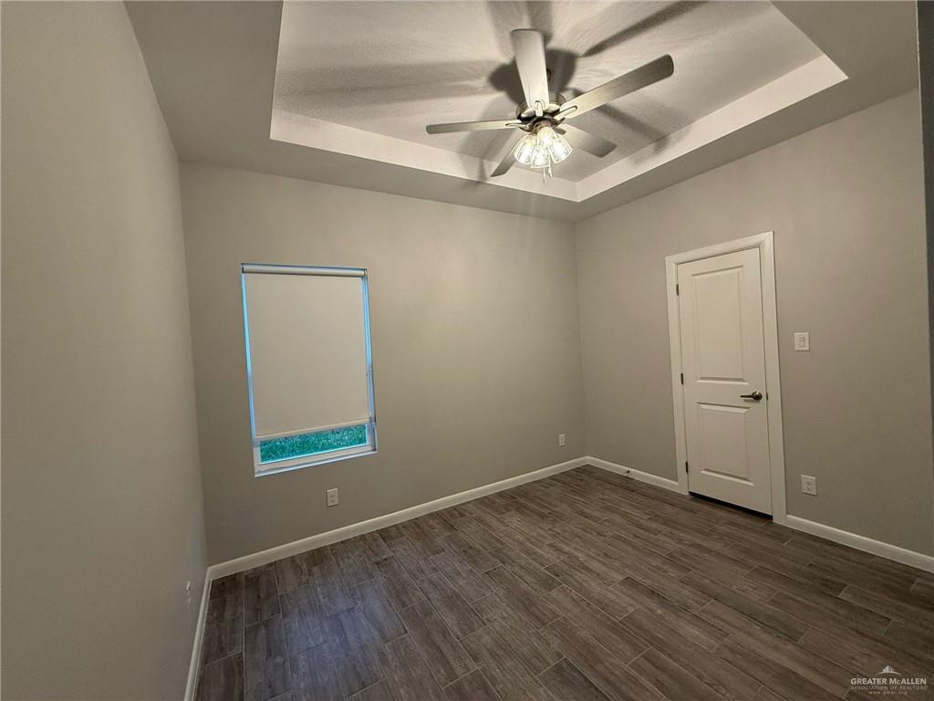 Photo 12 of 800 Dove Avenue #4