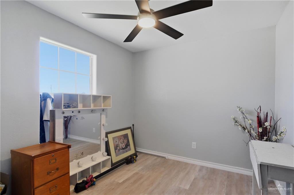 Photo 9 of 232 Spanish Oak Drive