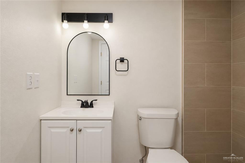 Photo 8 of 201 7th Street