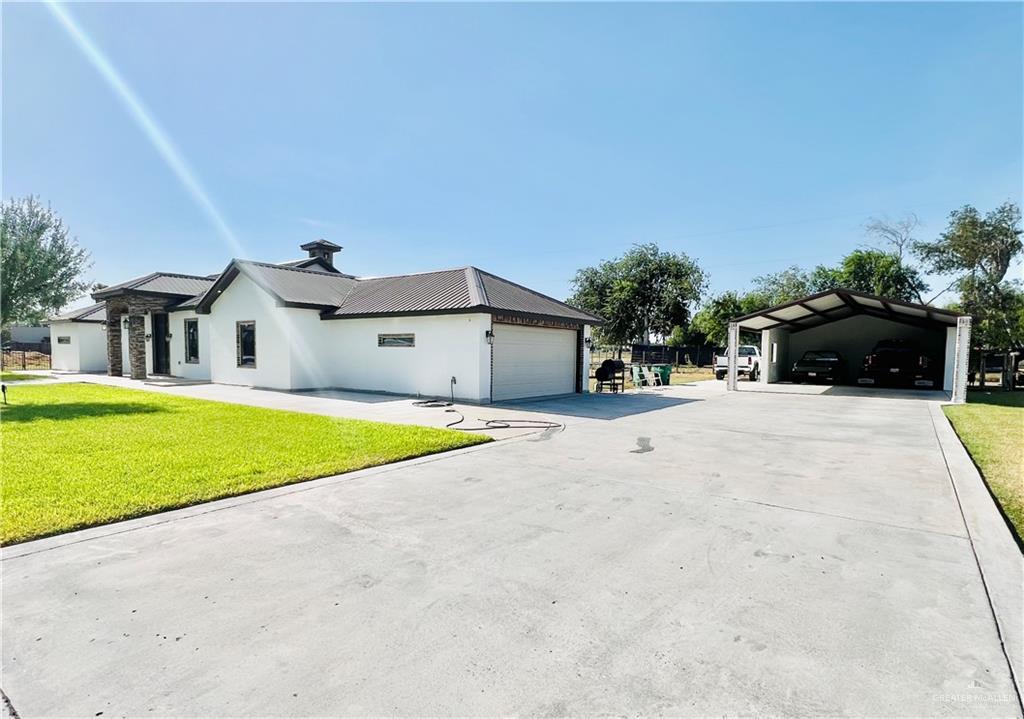 Photo 4 of 208 Esperanza Avenue