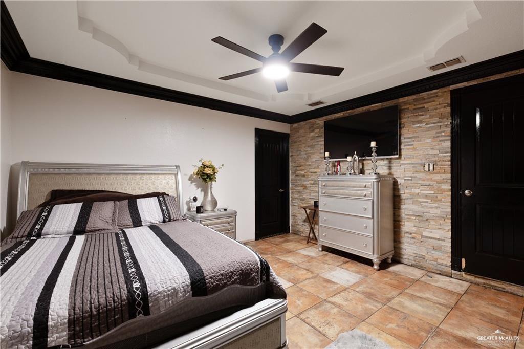 Photo 12 of 3005 Iris Avenue