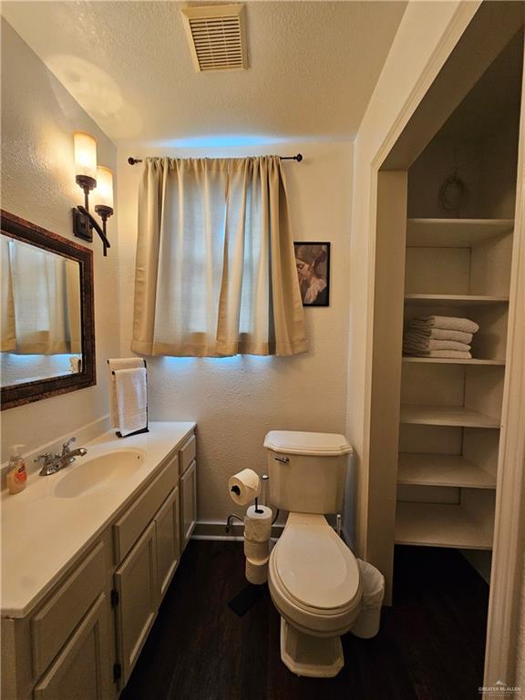Photo 20 of 2704 6th Street
