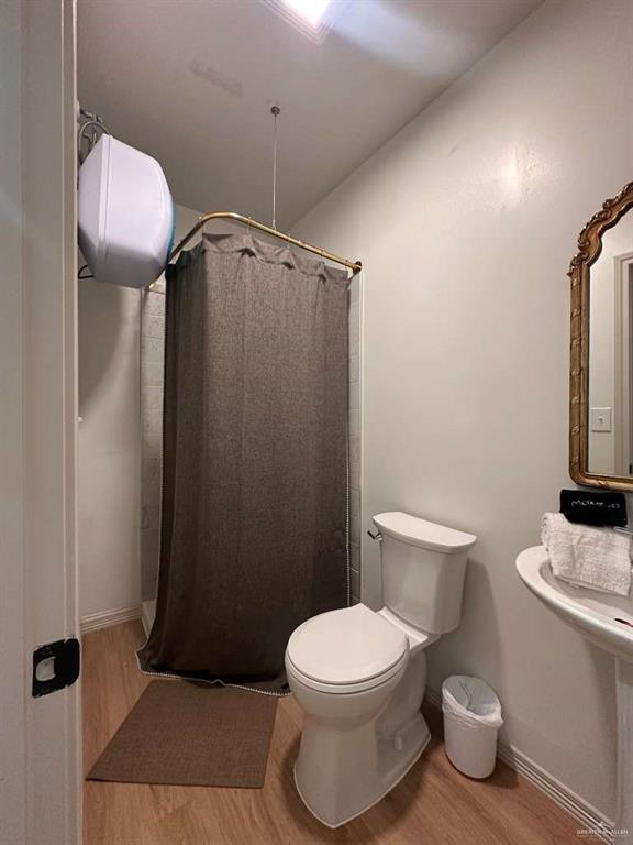 Photo 32 of 2704 6th Street