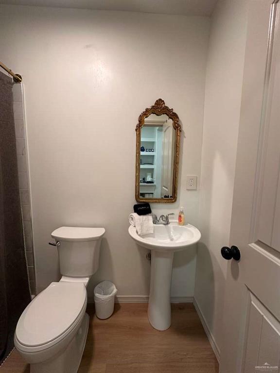 Photo 33 of 2704 6th Street
