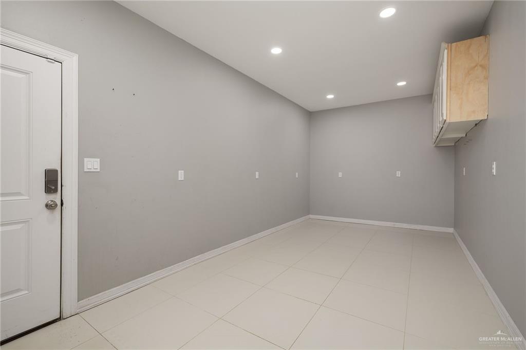 Photo 18 of 2114 Anacua Circle