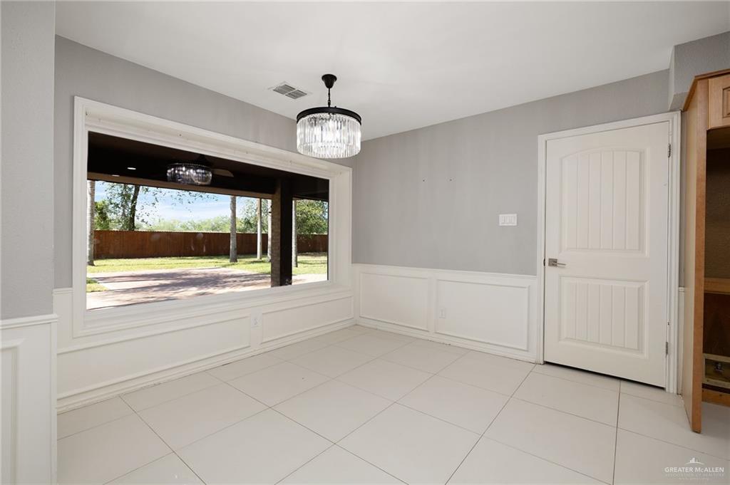 Photo 9 of 2114 Anacua Circle